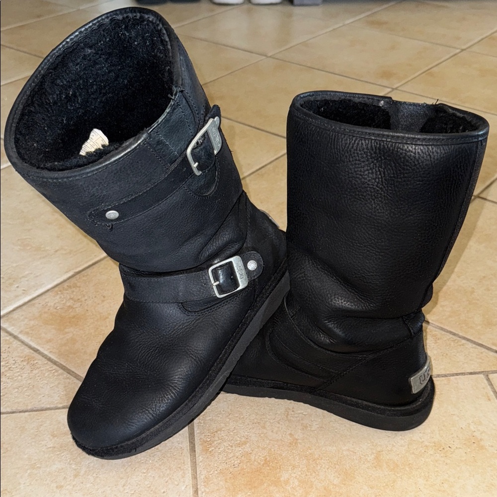 UGG US 9 Women’s Black Buckle Leather Boots